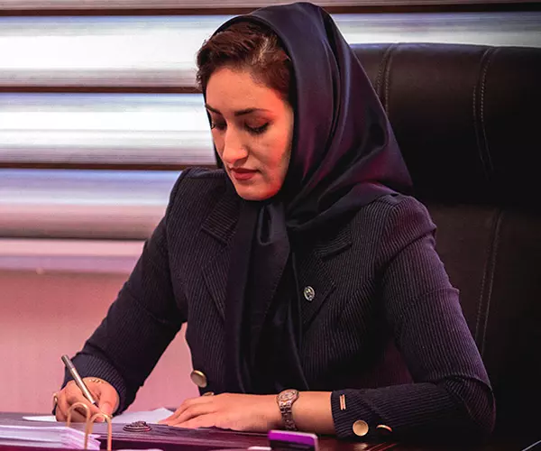 سعیده فرهادی نژاد